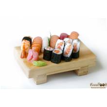 
	A1:  6 makis classiques au saumon;  6 sushis ( 3 saumons, 1 thon, 1 daurade, 1 crevette)

	 
